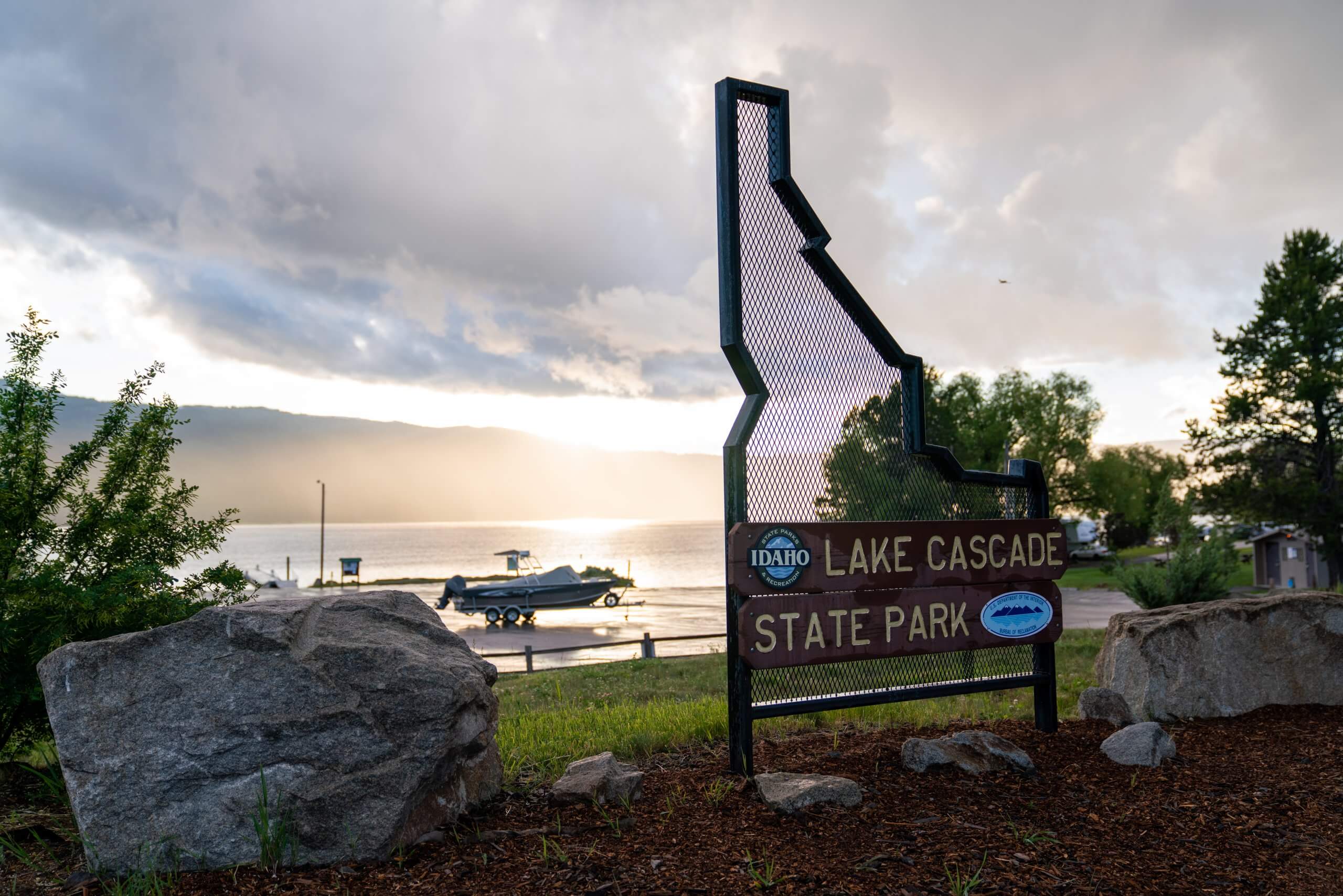 Entrance sign to Lake Cascade State Park.