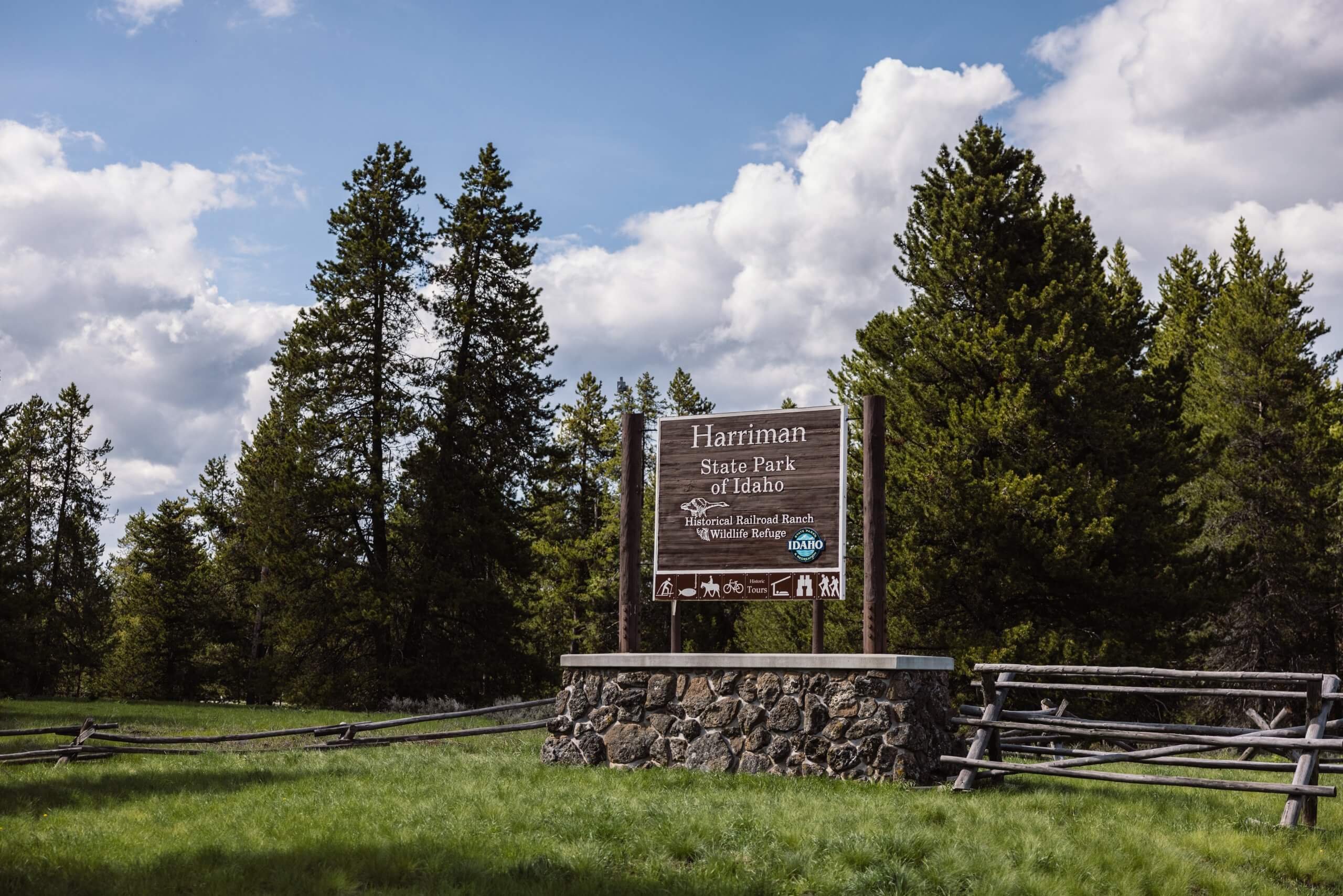 A sign for Harriman State Park of Idaho.