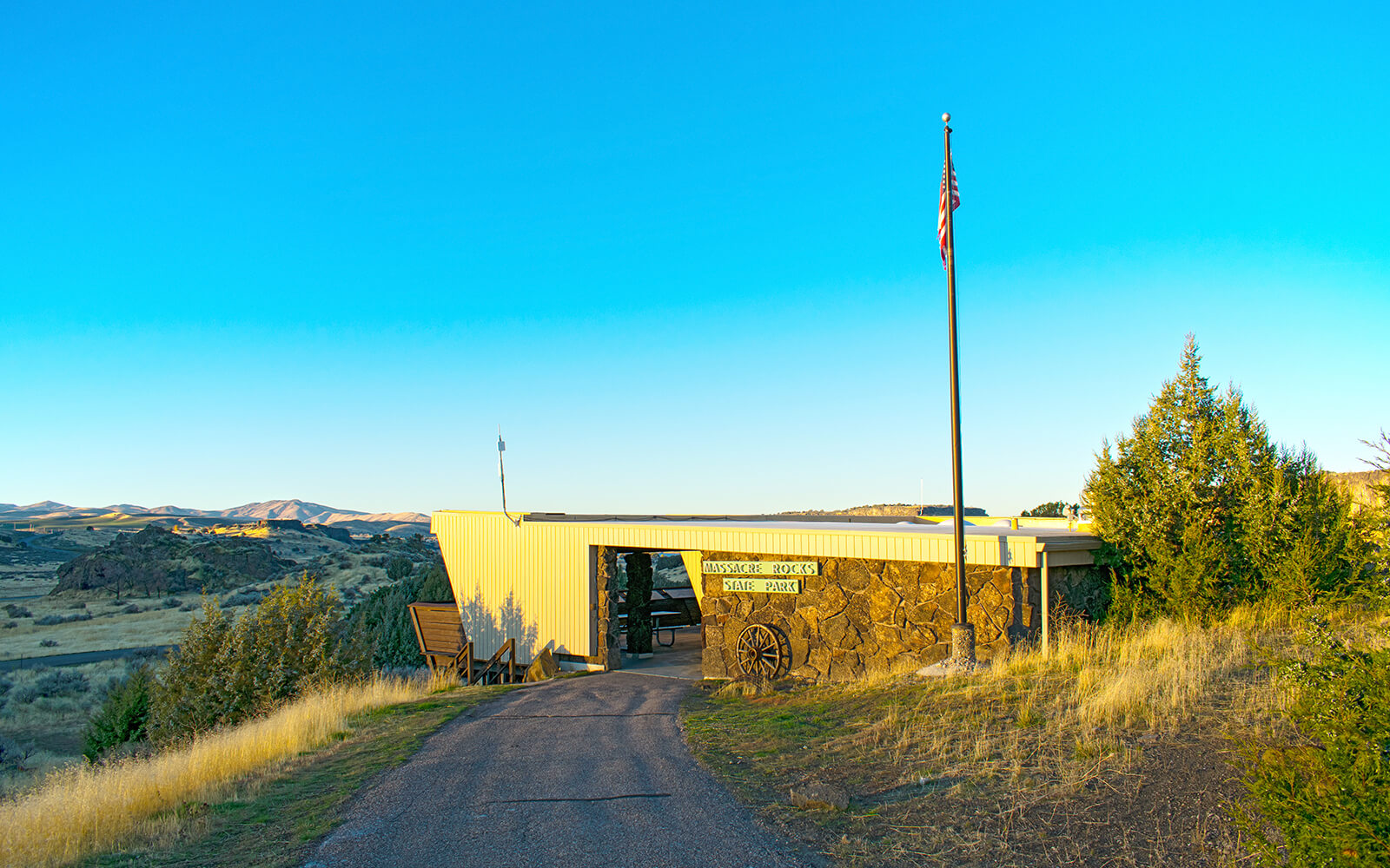 Entrance to Massacre Rocks State Park.